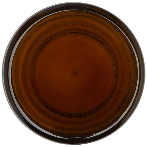 Braune Duftkerze von WELLmark mit Zedernholzduft, individuell gestaltbar, erhältlich bei Signalshop.de.