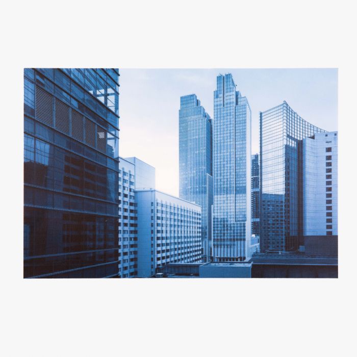 Foto auf Platte mit blauem Hochhaus-Motiv, individuell gestaltbar, von Signalshop.de; Werbeartikel, Werbegeschenke, Werbemittel, Giveaway.