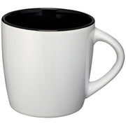 Weiße Aztec 340 ml Keramiktasse, innen schwarz, individuell mit Logo bedruckbar, Signalshop.de Werbeartikel.