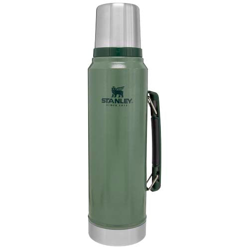 Grüne Stanley 1000 ml Classic Legendary Isolierflasche mit Henkel, individuell bedruckbar, erhältlich auf Signalshop.de, ideal als Werbeartikel, Werbegeschenke, Werbemittel, Giveaway.