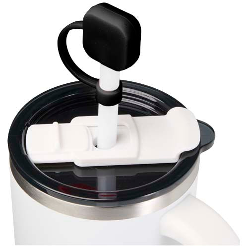 Schwarze Silikon-Trinkhalmabdeckung auf Becherdeckel, individuell gestaltbar, von Signalshop.de. Keywords: Werbeartikel, Werbegeschenke, Werbemittel, Giveaway.