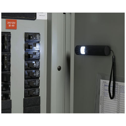 Mini-grip magnetische LED-Taschenlampe leuchtet an einer Wand mit 100 Lumen, ideal für Sicherheit und Notfälle.