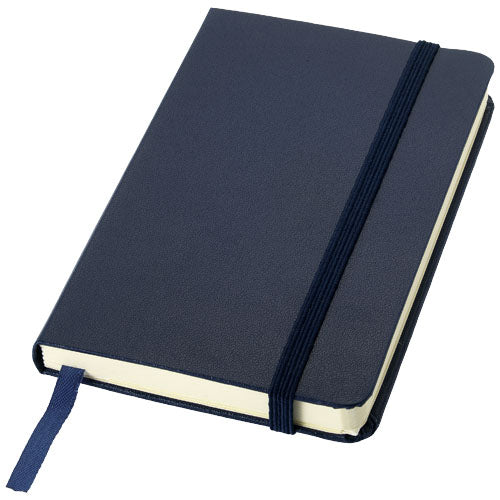 A6 Notizbuch mit dunkelblauem Hardcover und Gummiband, individuell von Signalshop.de gestaltbar für Werbeartikel.