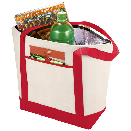 Weiße Lighthouse Non Woven Kühltasche 21L mit rotem Rand, individuell bedruckbar, ideal für Picknicks. Signalshop.de Werbeartikel.