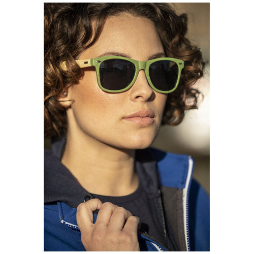 Sun Ray Bambus Sonnenbrille in Grün, nachhaltig, mit UV400-Schutz, individuell gestaltbar bei Signalshop.de Werbeartikel.