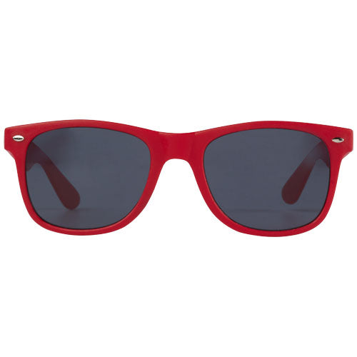 Rote Sun Ray Sonnenbrille aus recyceltem Kunststoff, individuell mit Logo bedruckbar, erhältlich bei Signalshop.de. Werbeartikel, Werbegeschenke, Werbemittel, Giveaway.