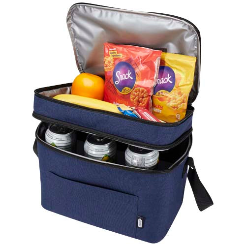Blaue Tundra GRS RPET Kühltasche 13L mit Snacks und Getränken, individuell mit Logo bedruckbar bei Signalshop.de, Werbeartikel.