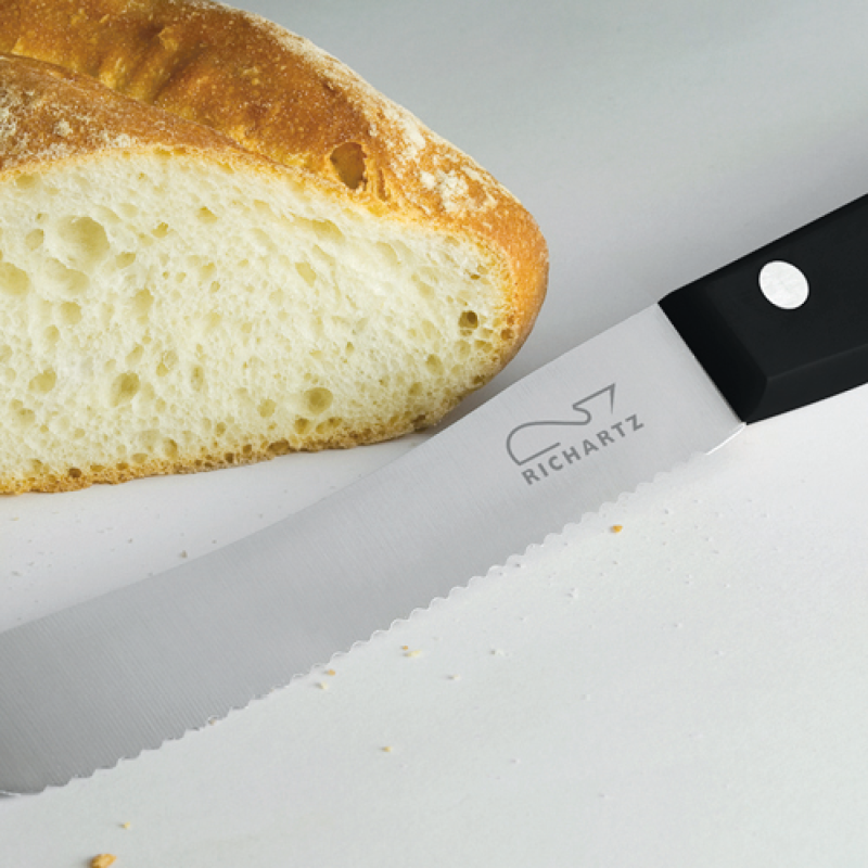 FRÜHSTÜCK cut and eat black – Messer- & Schneidebrett-Set mit Gravur