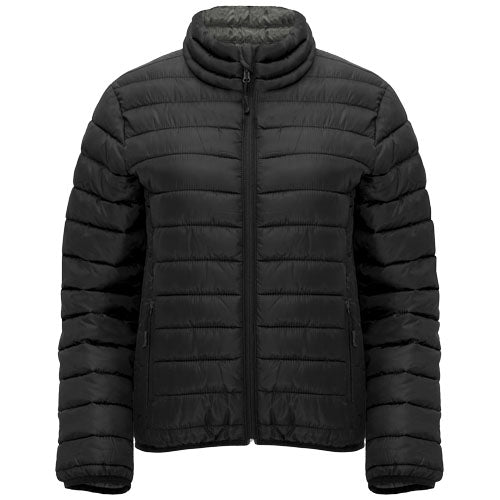 Schwarze Finland Damenjacke von Roly, isoliert, individuell mit Logo bedruckbar, bei Signalshop.de erhältlich. Werbeartikel, Werbegeschenke, Werbemittel, Giveaway.