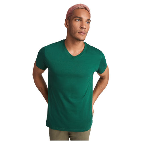 Grünes Samoyedo T-Shirt mit V-Ausschnitt für Herren, individuell gestaltbar, erhältlich bei Signalshop.de, Werbeartikel, Werbegeschenke, Werbemittel, Giveaway.