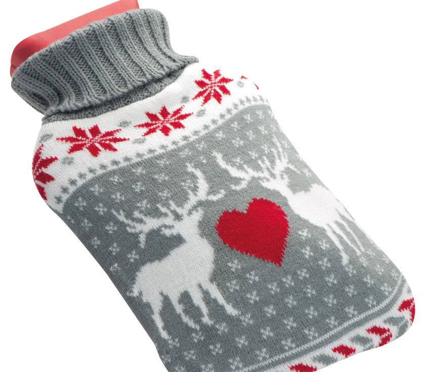 Weihnachtswärmflasche mit Stricküberzug – personalisierbar mit Logo