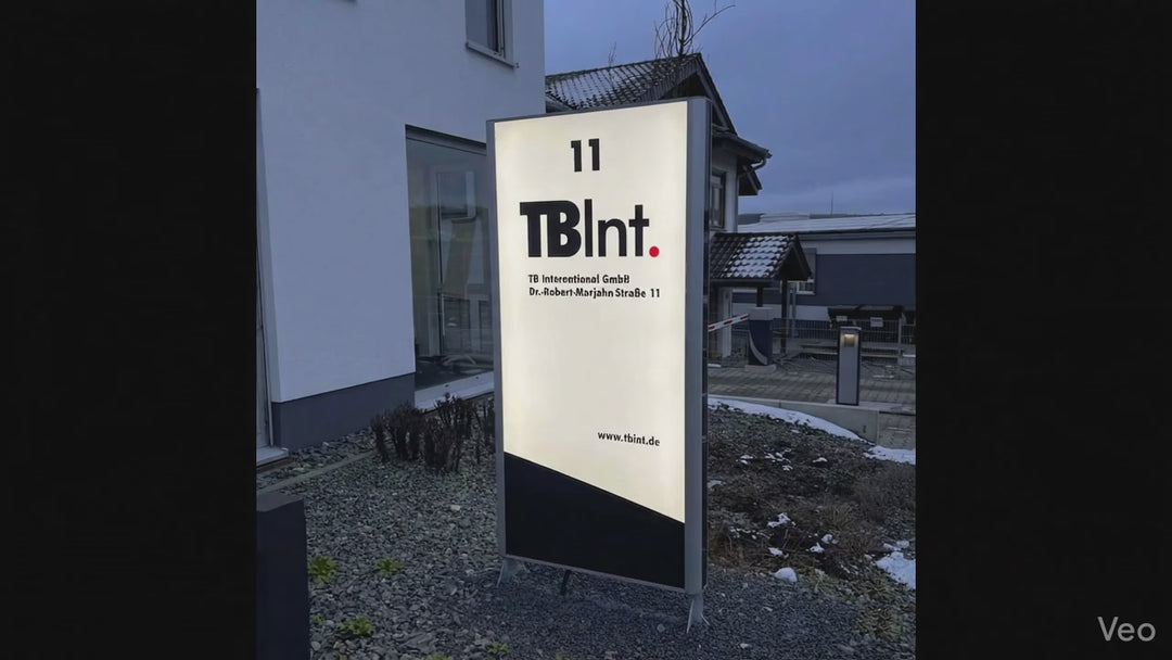 video werbepylon gerade beleuchtet außen