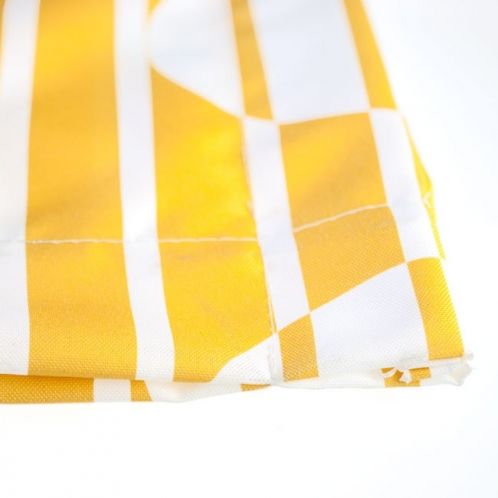 Gelber Sitzsack aus Stoff von Signalshop.de, individuell gestaltbar als Werbemittel oder Werbegeschenk.