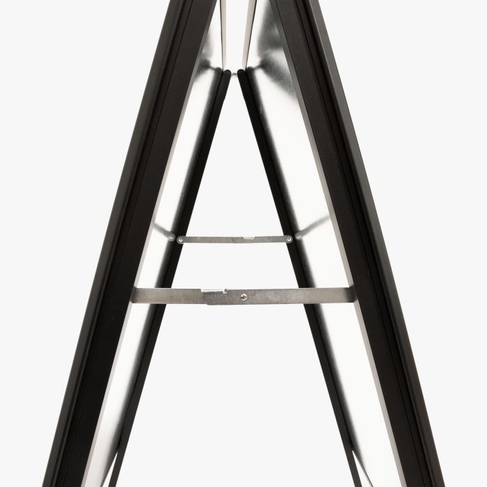 Schwarzer Klappaufsteller aus Metall, individuell mit Logo gestaltbar, Signalshop.de Werbeartikel