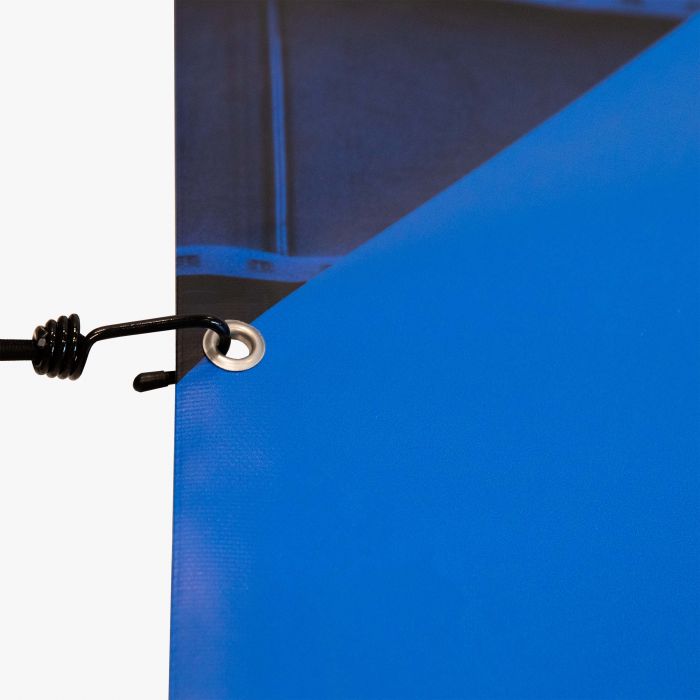 Freistehender Bannerrahmen aus blauem Material, individuell gestaltbar, bei Signalshop.de, Werbeartikel.