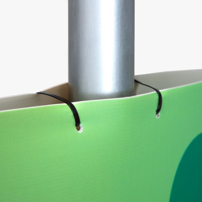 Grünes Laternenmast Schild aus Kunststoff, individuell bedruckbar mit Logo, Signalshop.de Werbeartikel