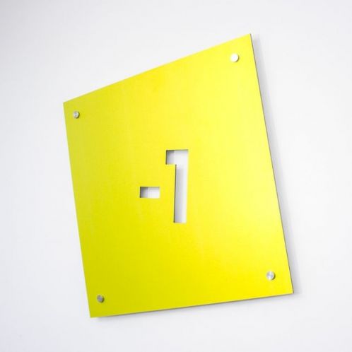 Gelbes Fräsbuchstaben-Schild aus Metall, individuell gestaltbar, Werbeartikel von Signalshop.de