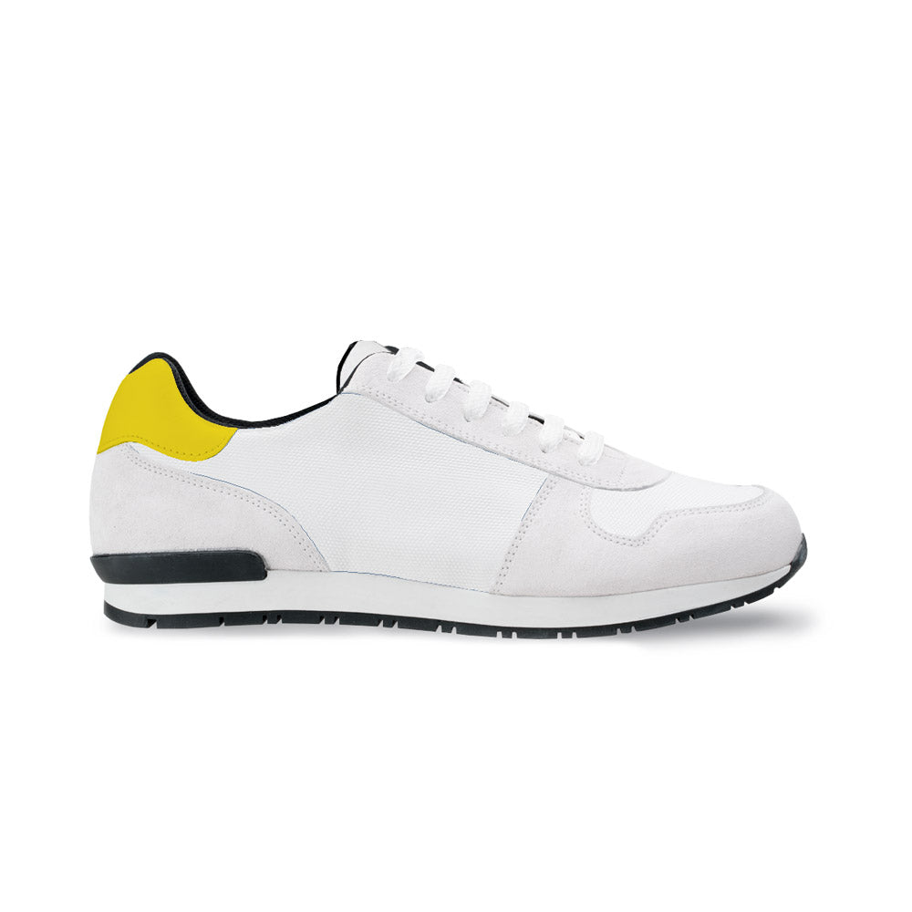 NEWFLASH Sneaker personalisieren – Stilvoller Markenschuh mit Logo