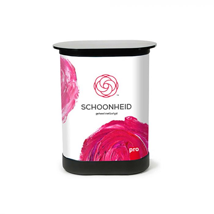 Weißer Messestand mit rosa abstrakter Kunst und SCHOONHEID-Logo.