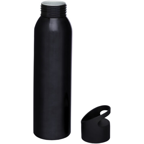 Eine schwarze Wasserflasche aus Edelstahl mit einem separaten Deckel mit Schlaufe daneben.