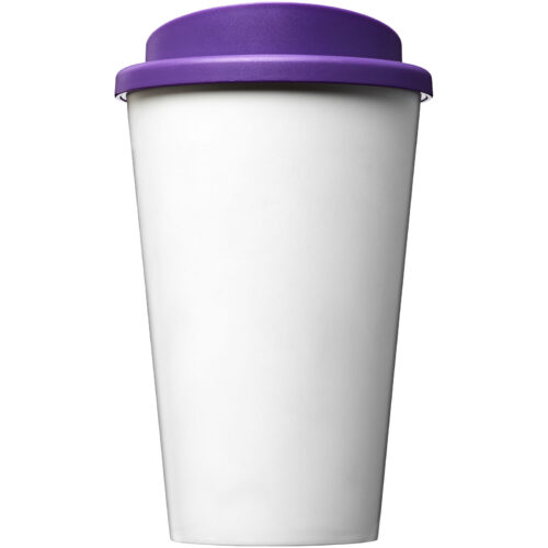 Weißer wiederverwendbarer Kaffeebecher mit violettem Deckel, isoliert auf weißem Hintergrund.