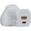 Weißes Xtorm-Wandladegerät mit USB-A- und USB-C-Anschlüssen mit der Bezeichnung 18 W bzw. 35 W.