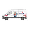 Grafik einer Seitenansicht eines Lieferwagens mit SPIE-Logo und dem Foto einer Frau darauf.