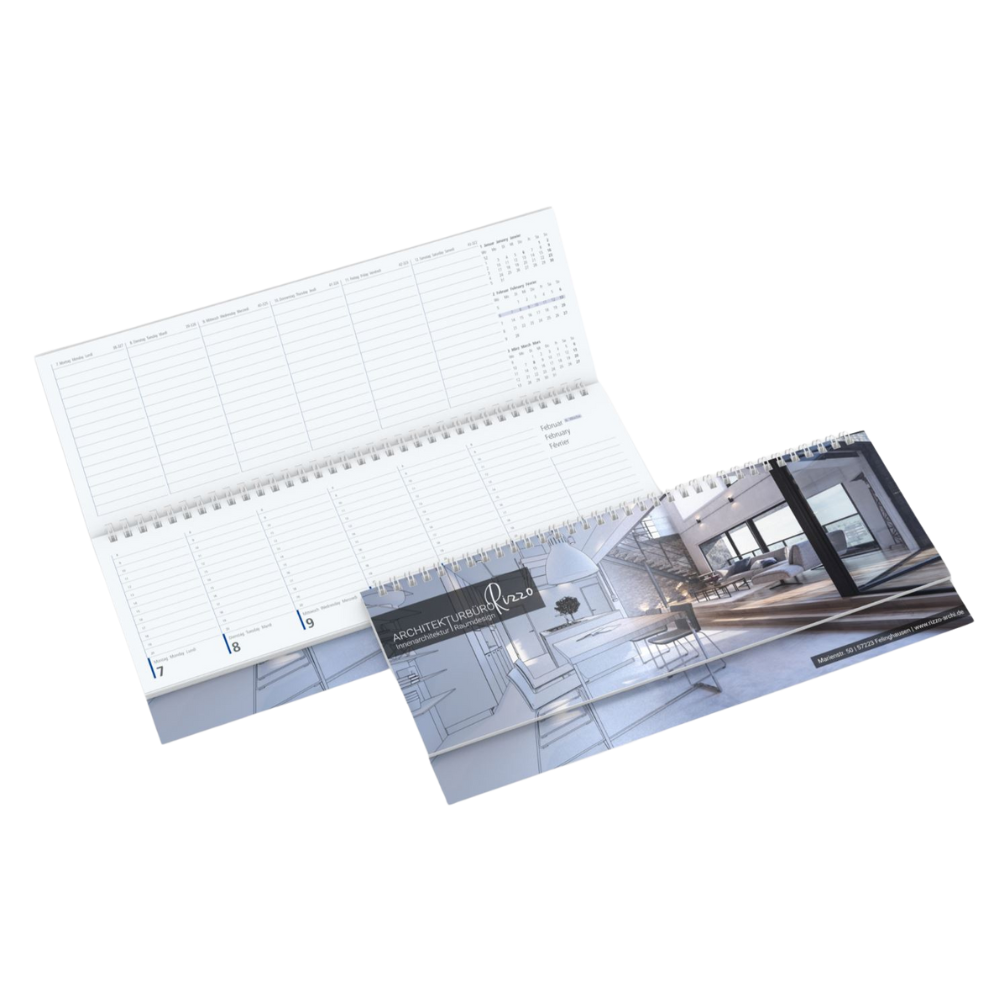 Zwei offene Kalender-Tischkalender: einer mit Wochenlayout, einer mit Innenfoto.